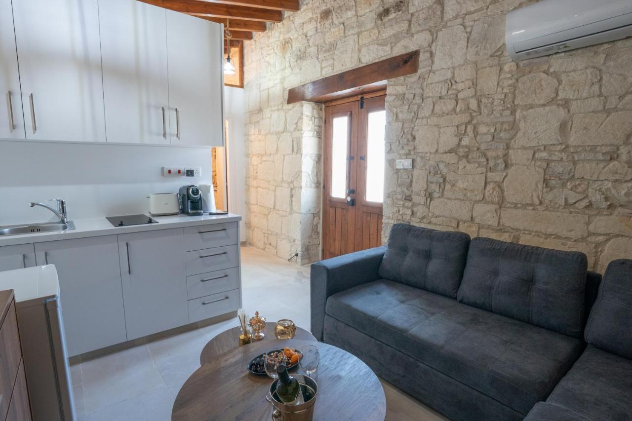 Eidyllio Luxury Suites أومودوس المظهر الخارجي الصورة